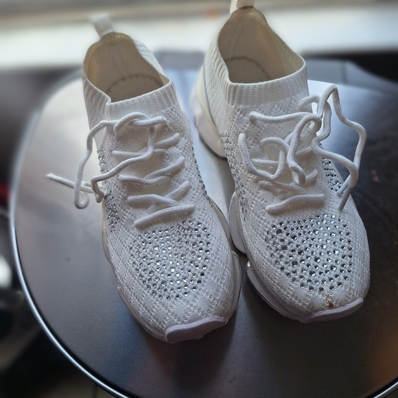 Girls Tennis shoes size 13 - Picture 4 of 4